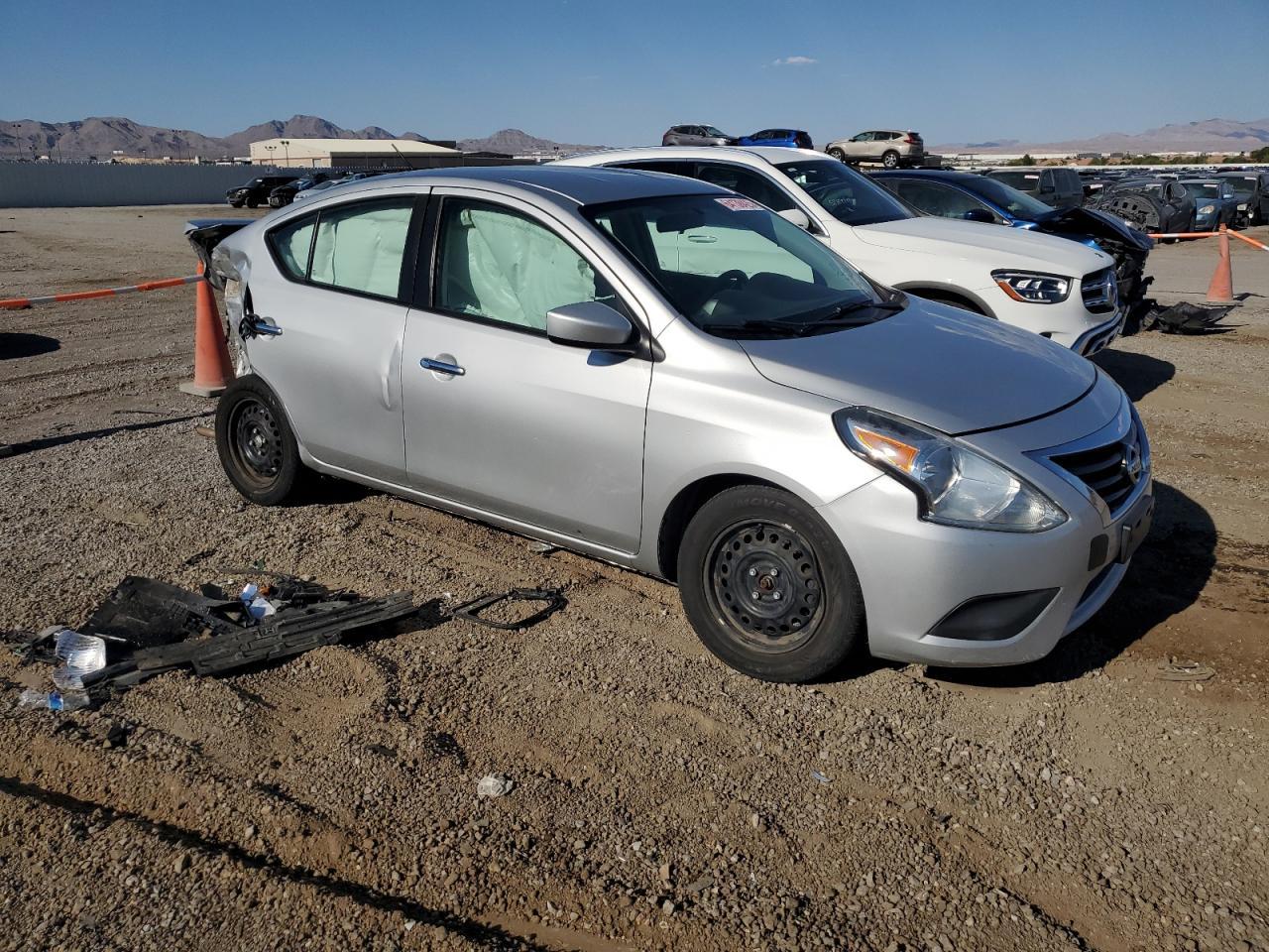 2018 NISSAN VERSA