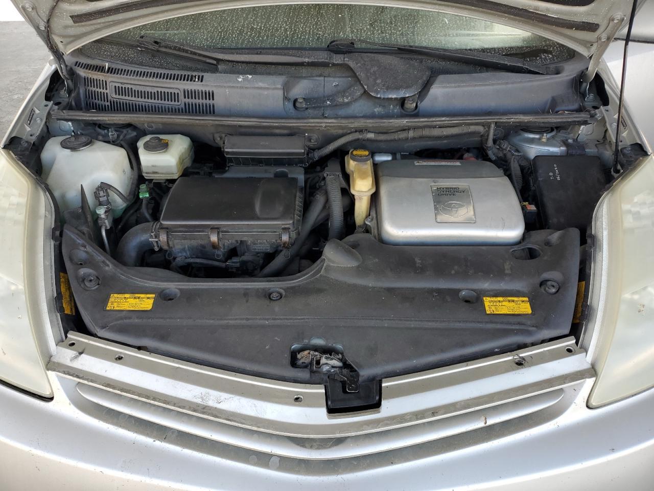 2004 TOYOTA PRIUS