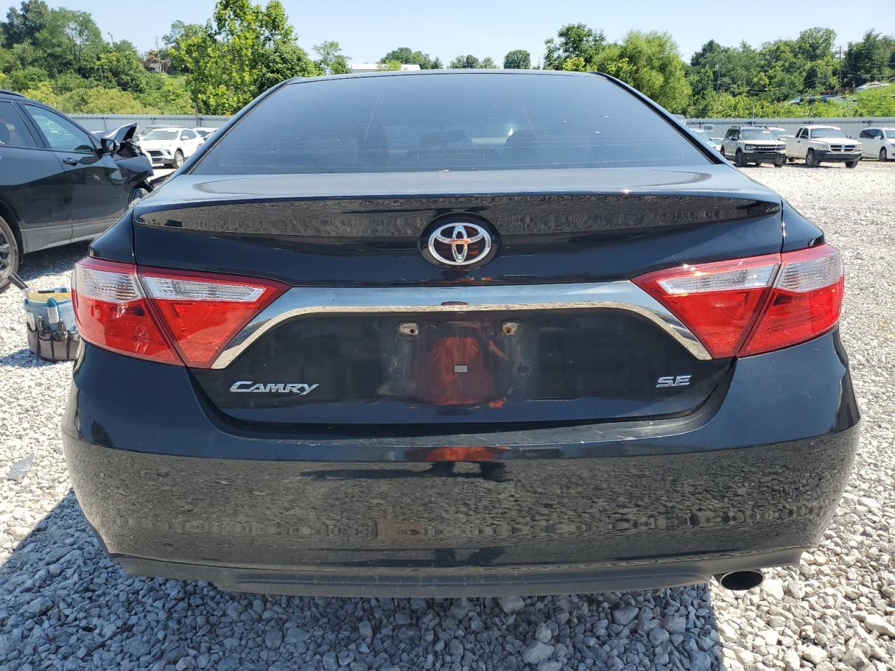2016 TOYOTA CAMRY