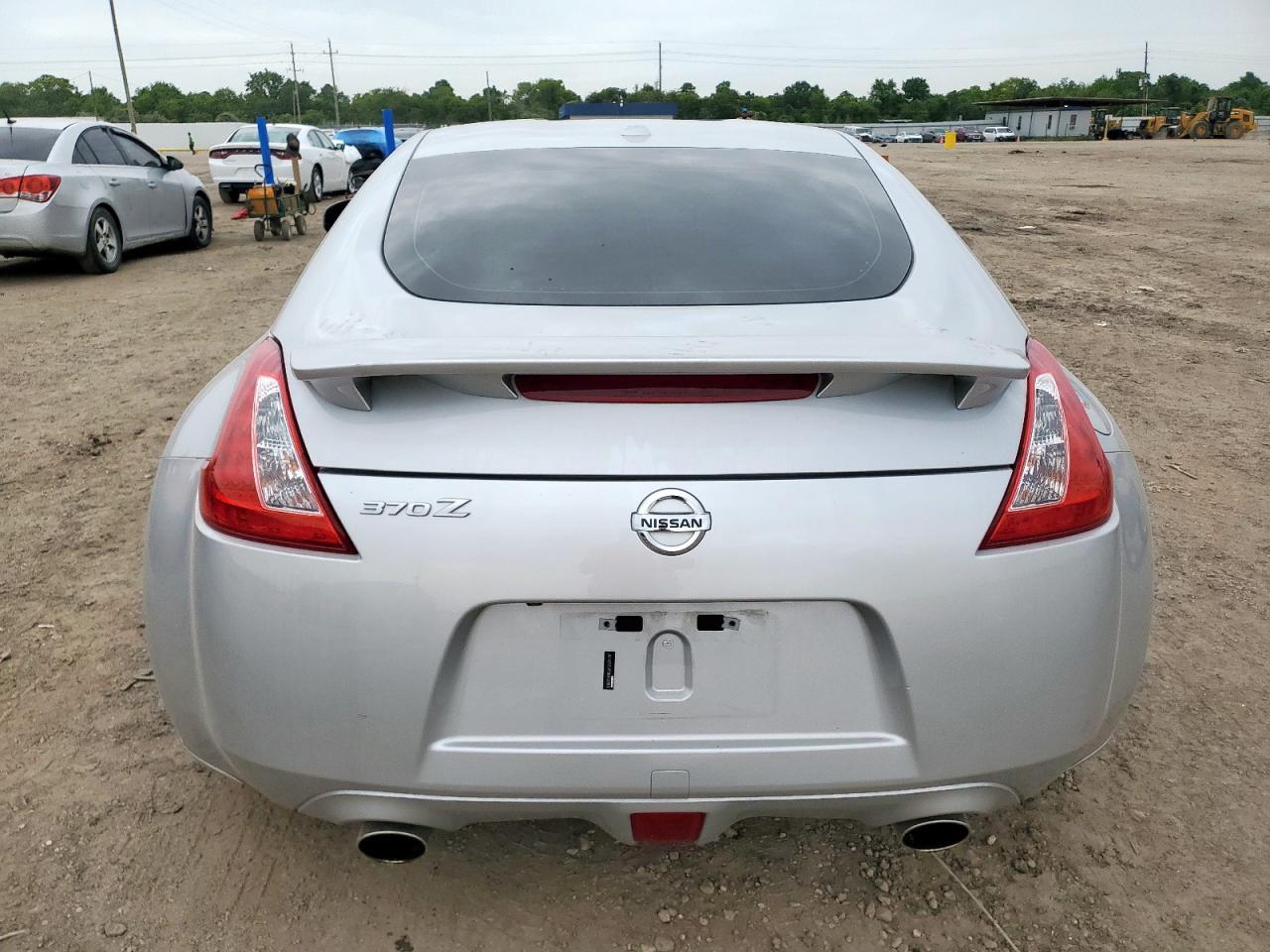 2016 NISSAN 370Z