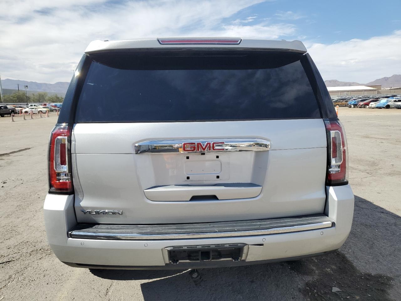 2017 GMC Yukon