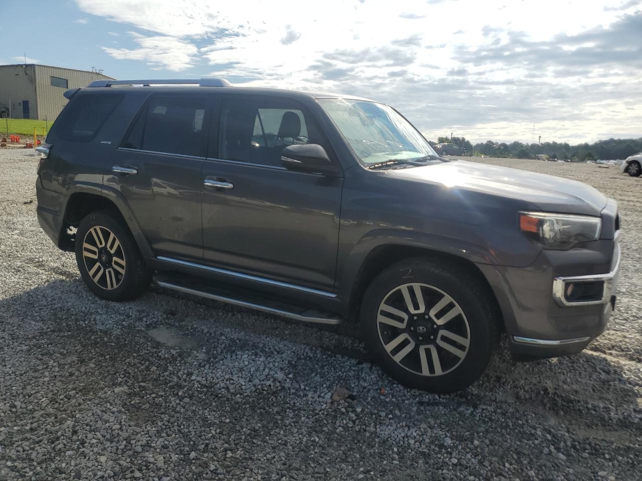 2016 TOYOTA 4Runner