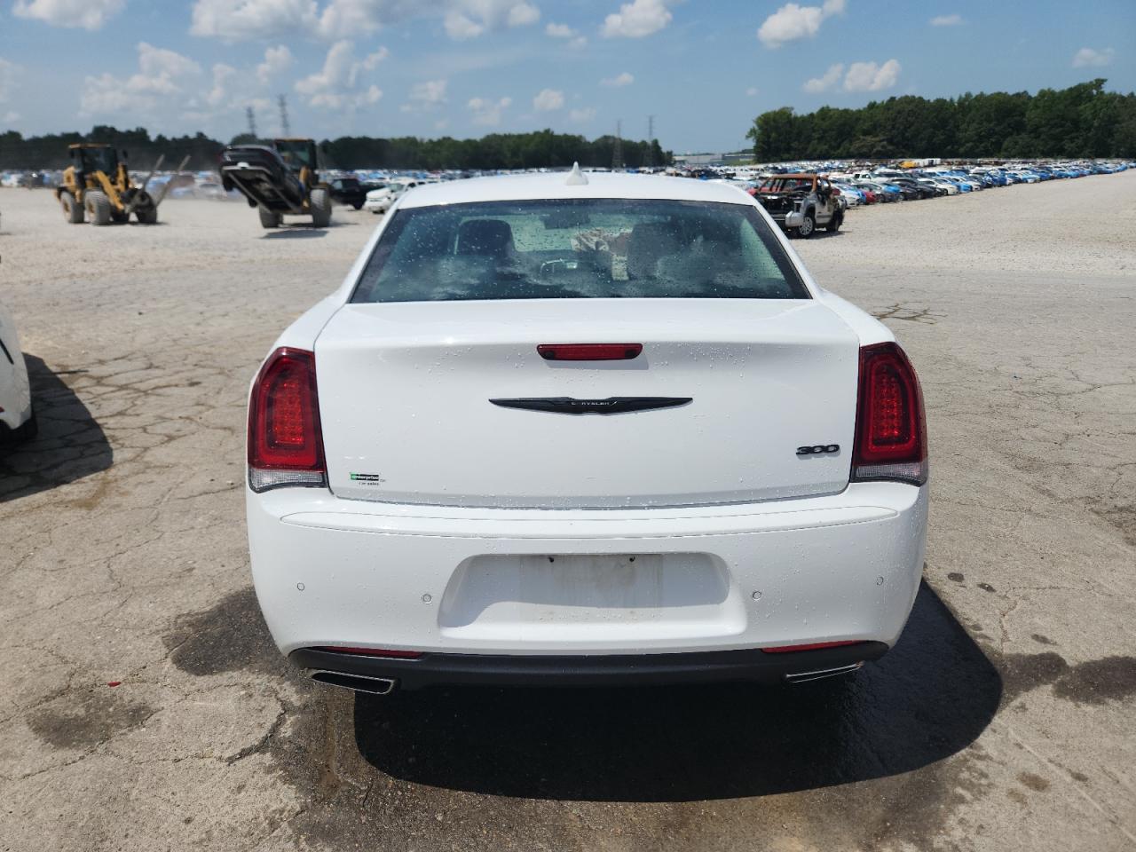 2022 CHRYSLER 300