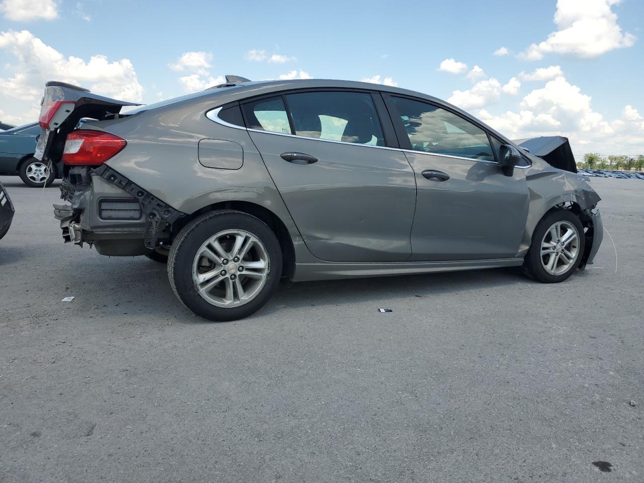 2017 CHEVROLET CRUZE
