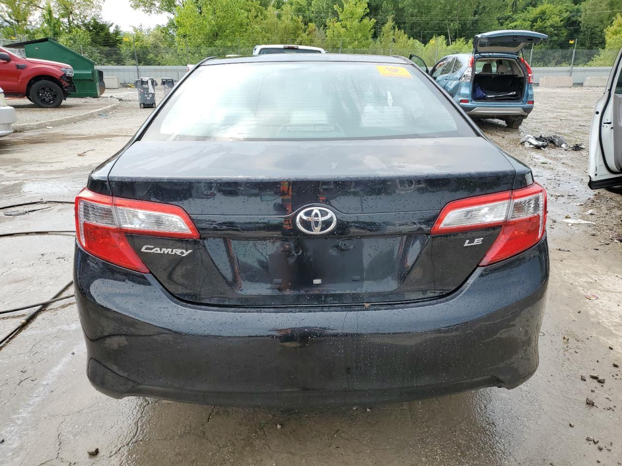 2012 TOYOTA CAMRY