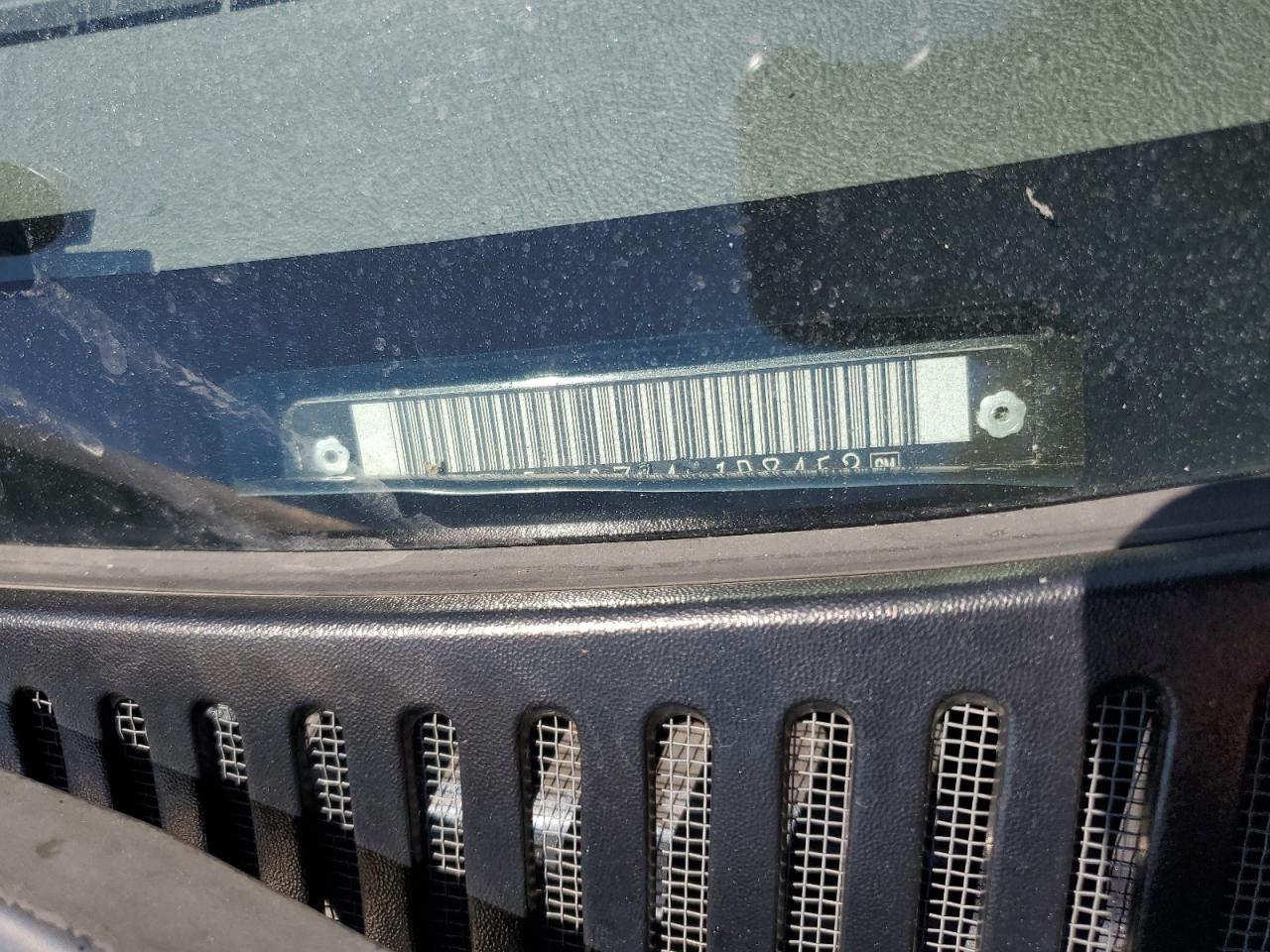 2004 CHEVROLET Tahoe