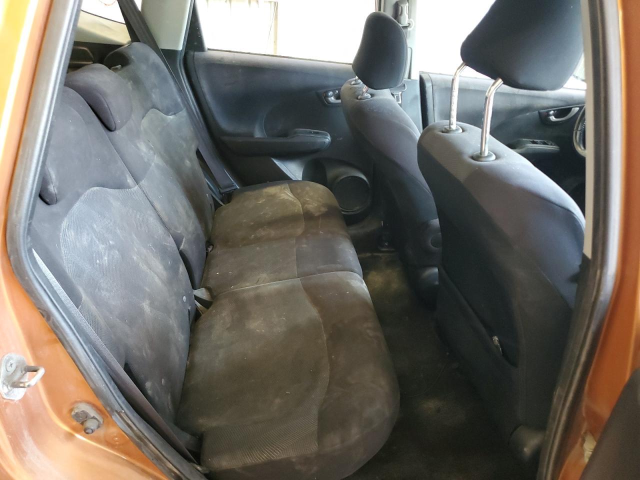 2010 HONDA FIT