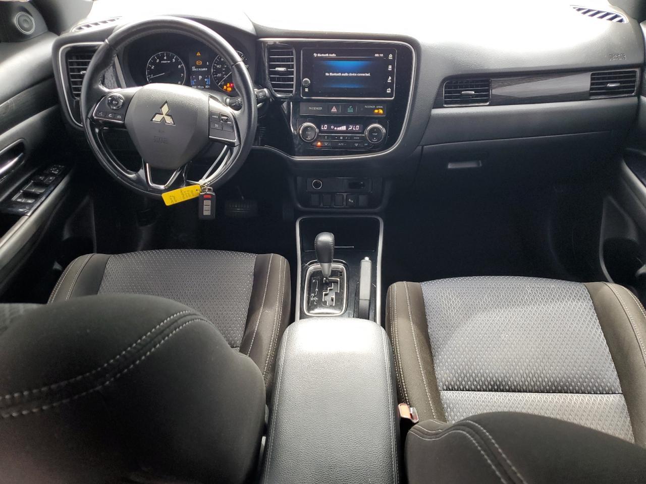 2018 MITSUBISHI outlander