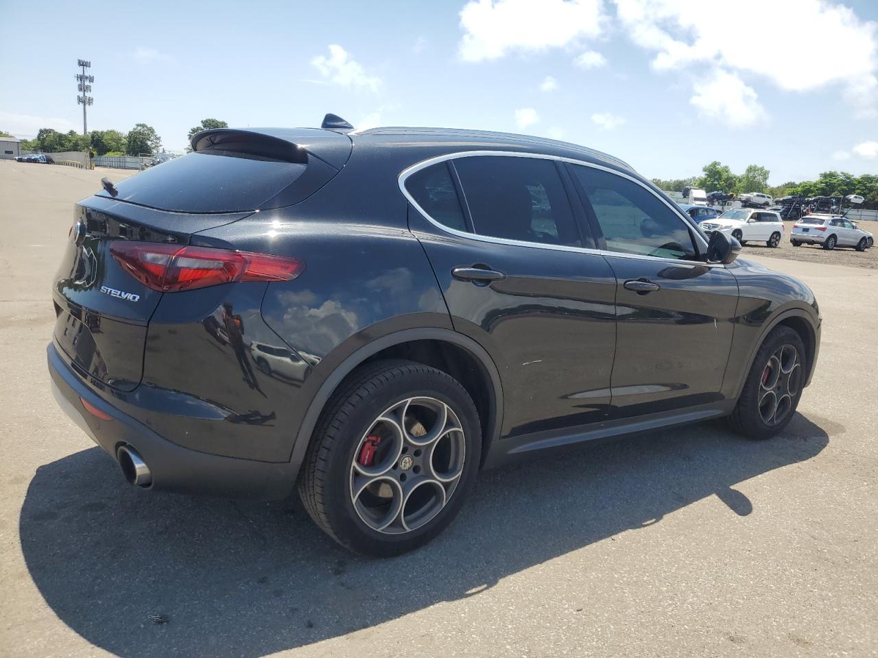 2018 ALFA ROMEO Stelvio