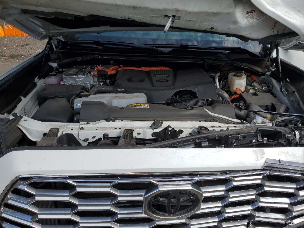 2025 TOYOTA Sequoia