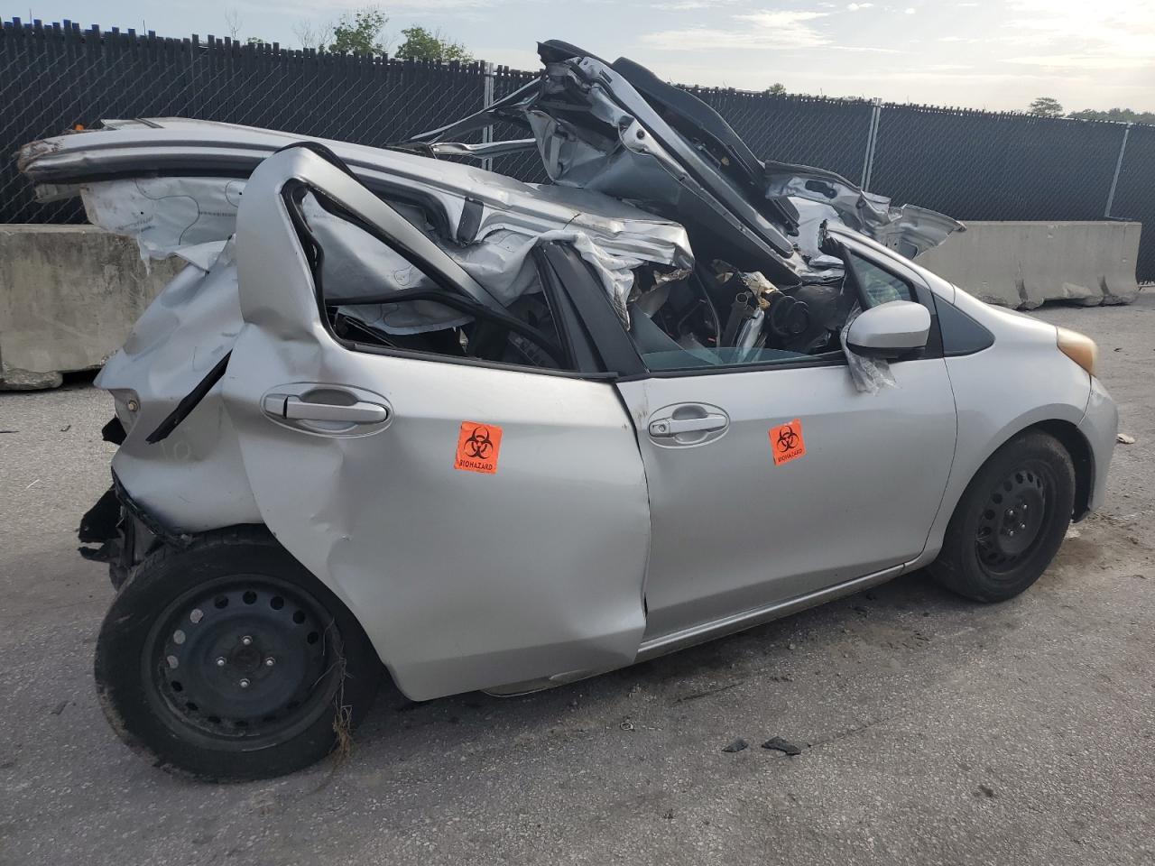 2012 TOYOTA YARIS