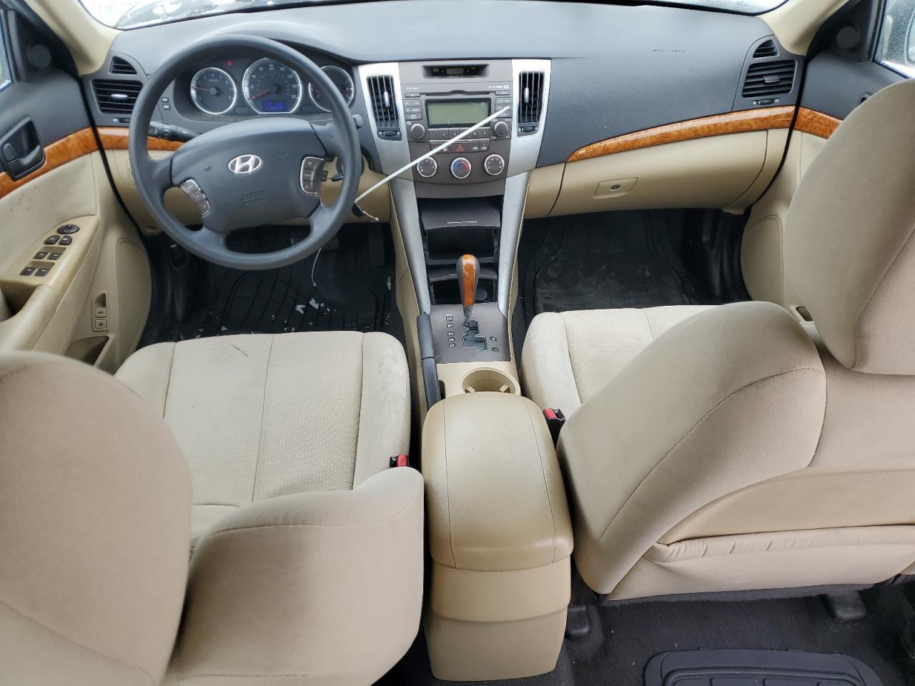 2010 HYUNDAI SONATA