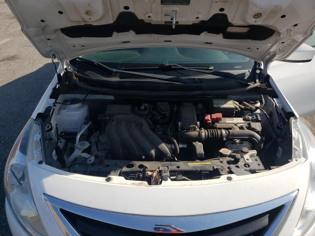 2018 NISSAN VERSA