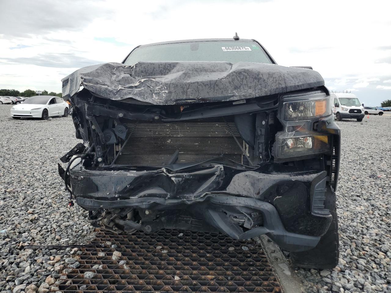 2021 CHEVROLET Silverado