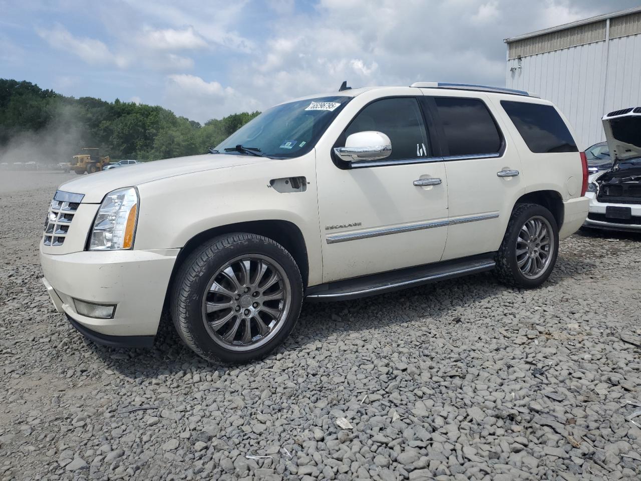 2011 CADILLAC ESCALADE