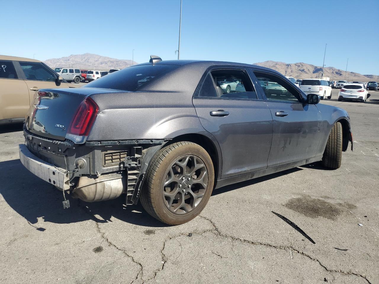 2019 CHRYSLER 300