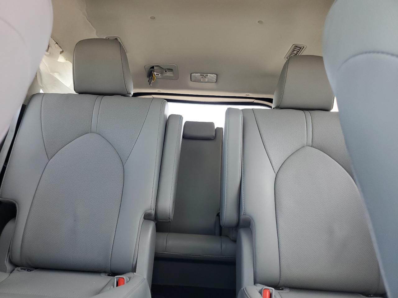 2020 TOYOTA HIGHLANDER