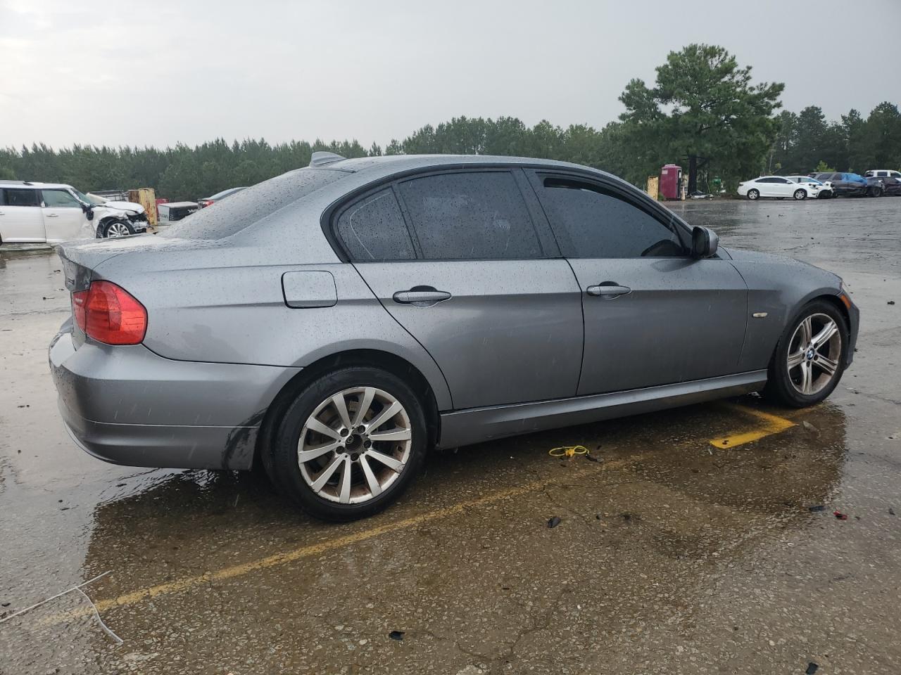 2011 BMW 3 SERIES