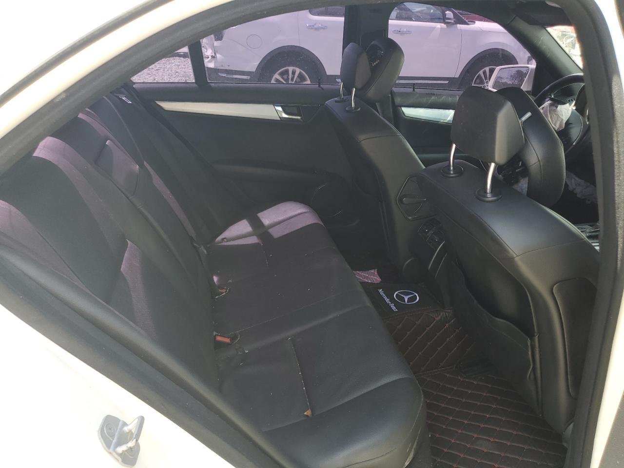 2011 MERCEDES-BENZ C-CLASS