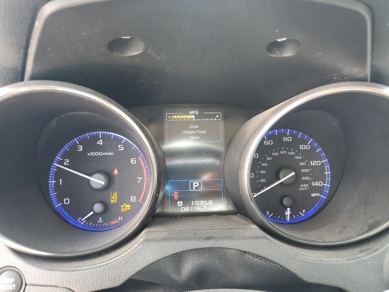 2015 SUBARU Legacy