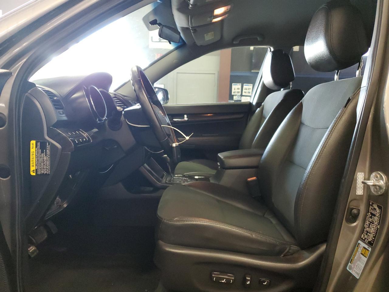2011 KIA SORENTO