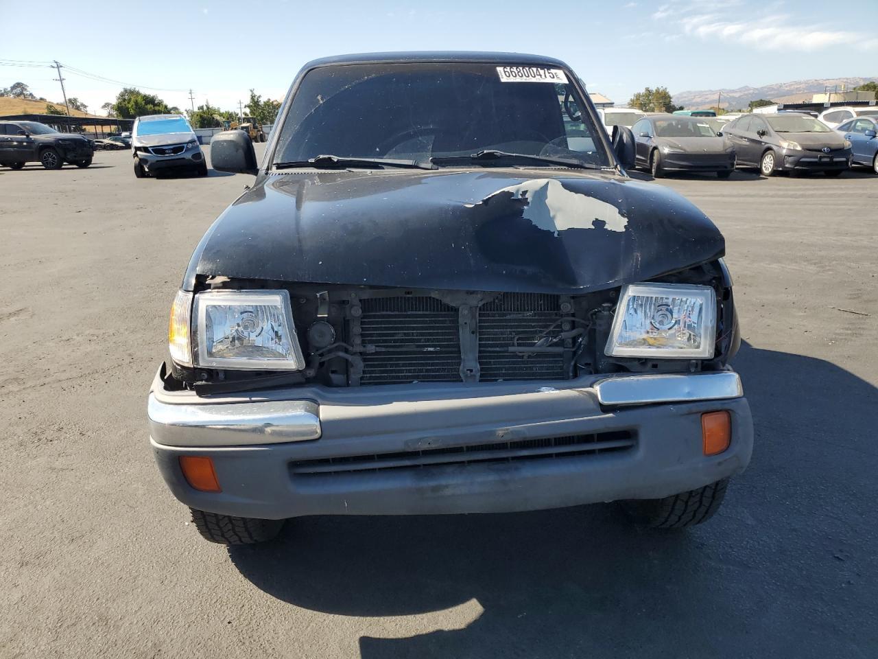 2000 TOYOTA TACOMA
