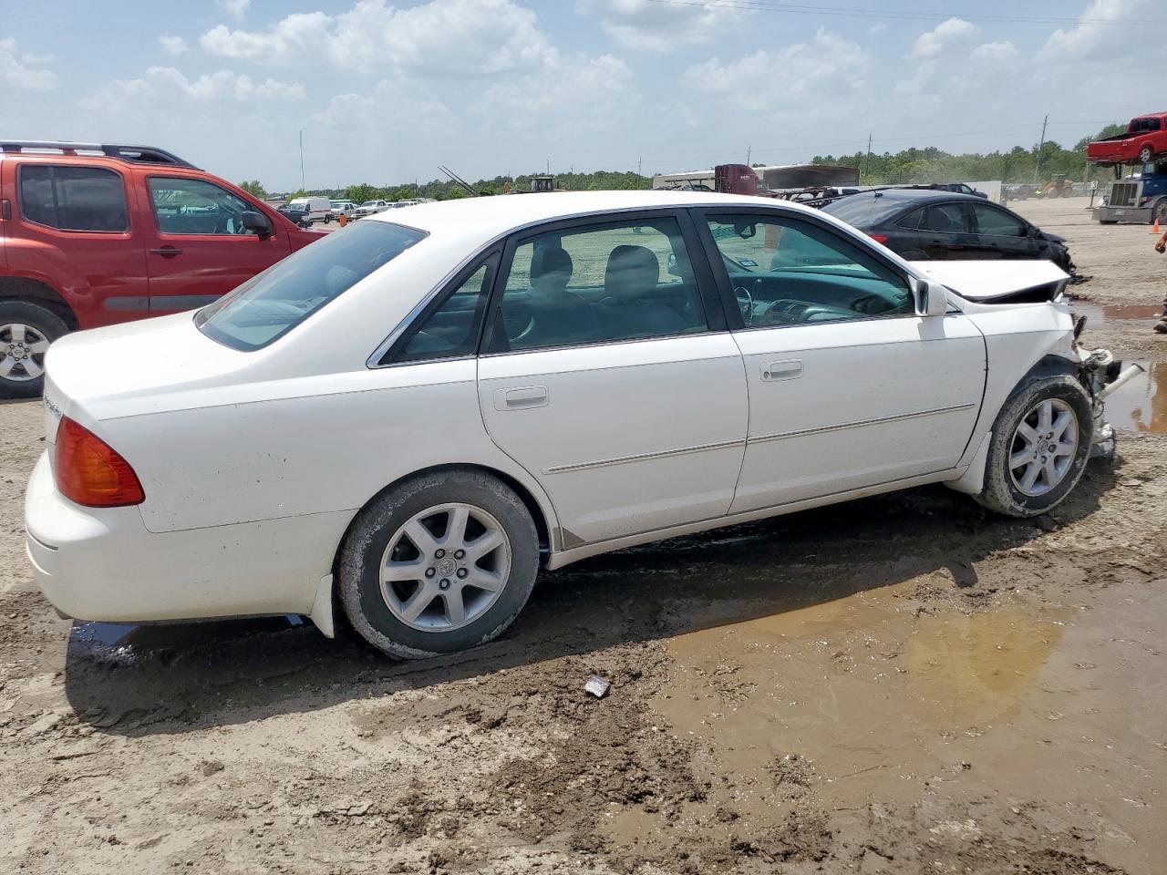 2002 TOYOTA Avalon