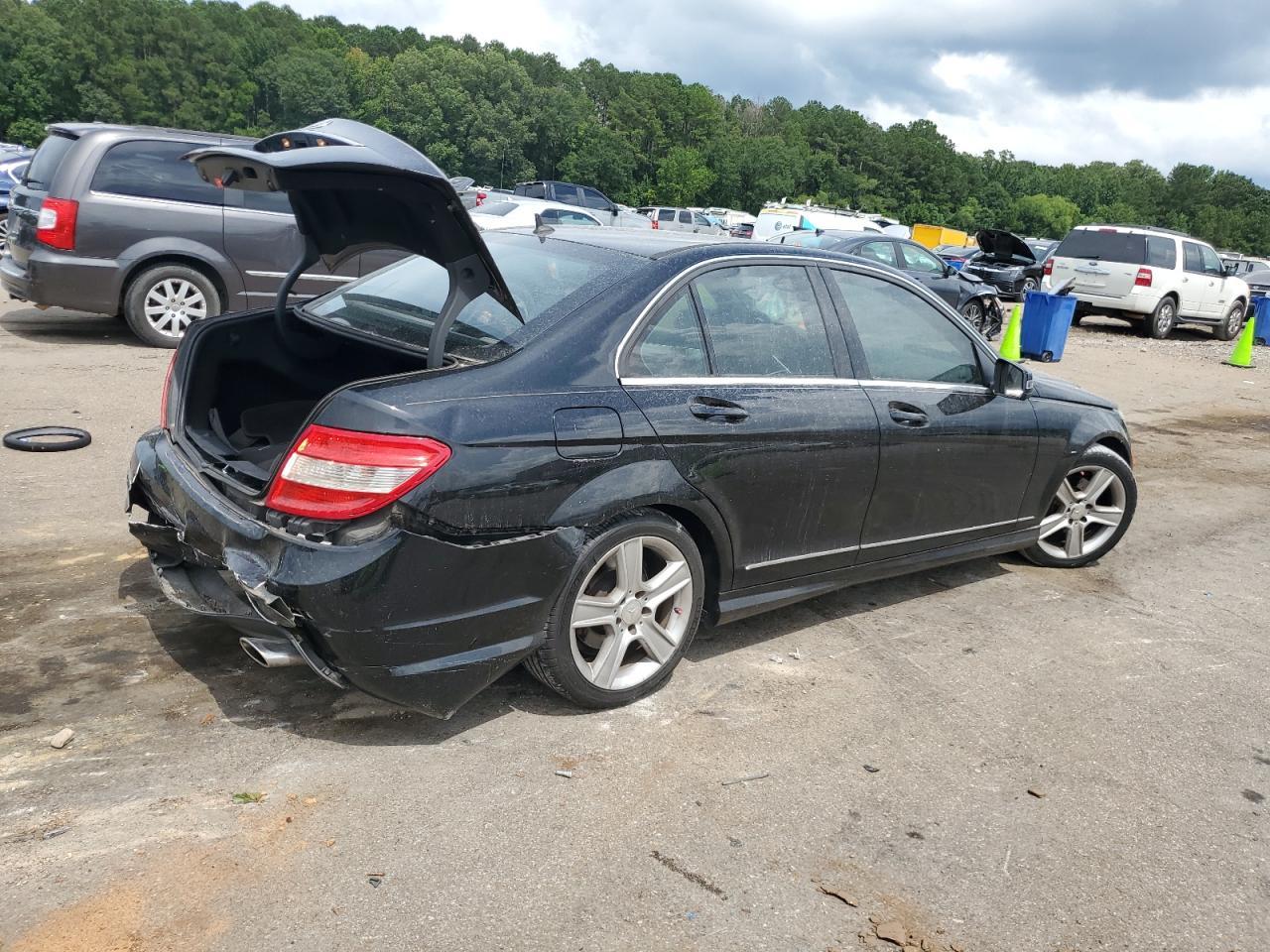 2011 MERCEDES-BENZ C-CLASS
