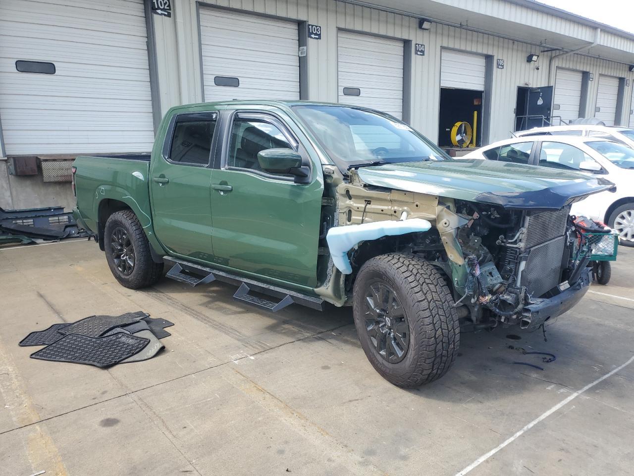 2022 NISSAN Frontier