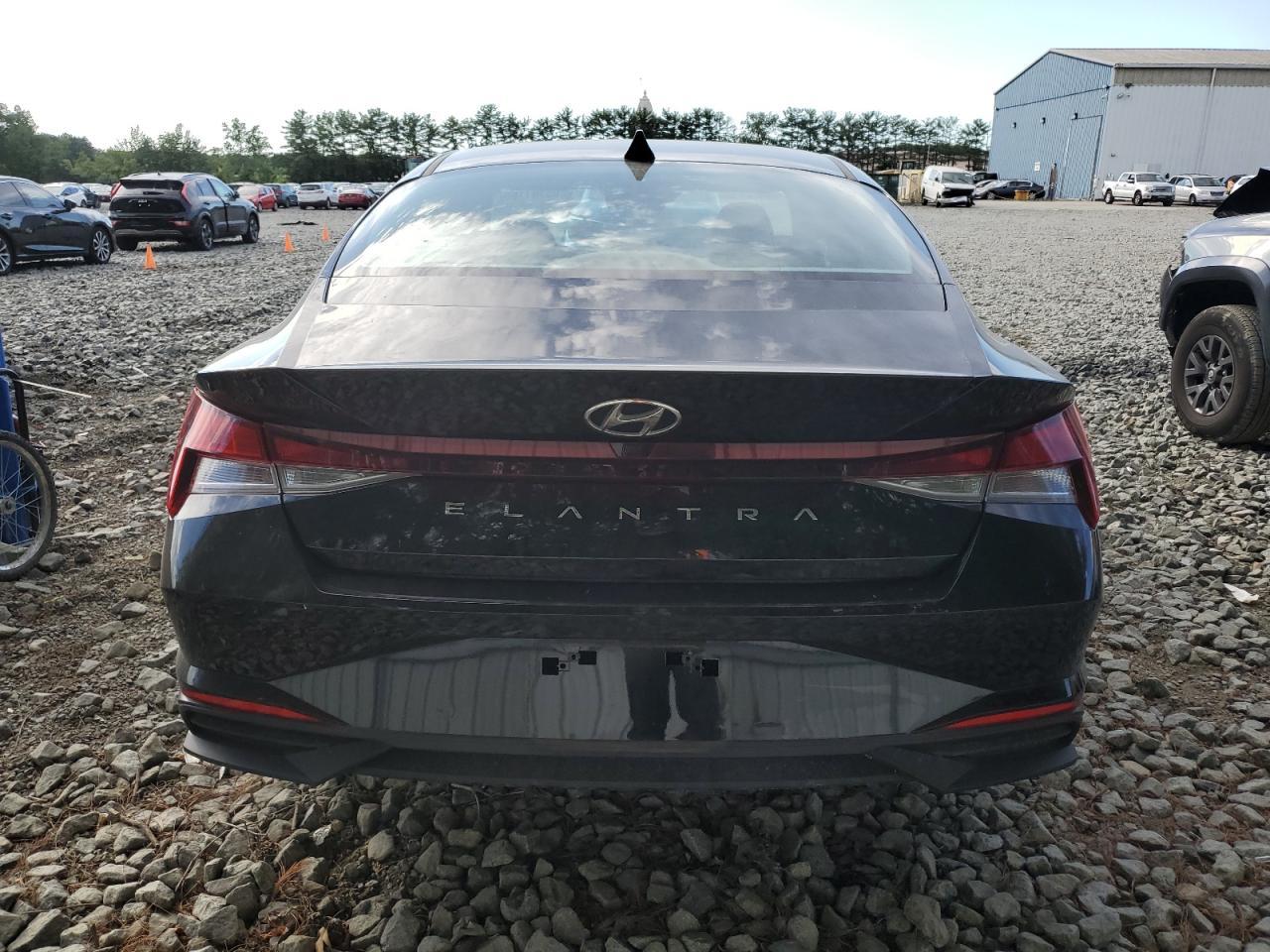 2022 HYUNDAI ELANTRA