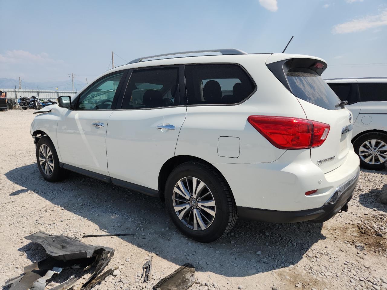 2018 NISSAN PATHFINDER