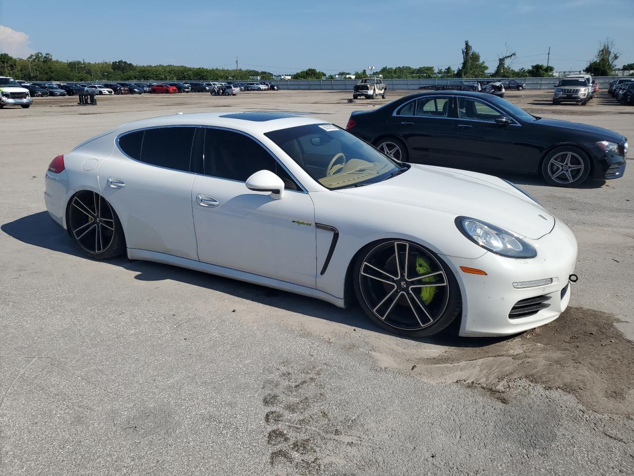 2014 PORSCHE Panamera