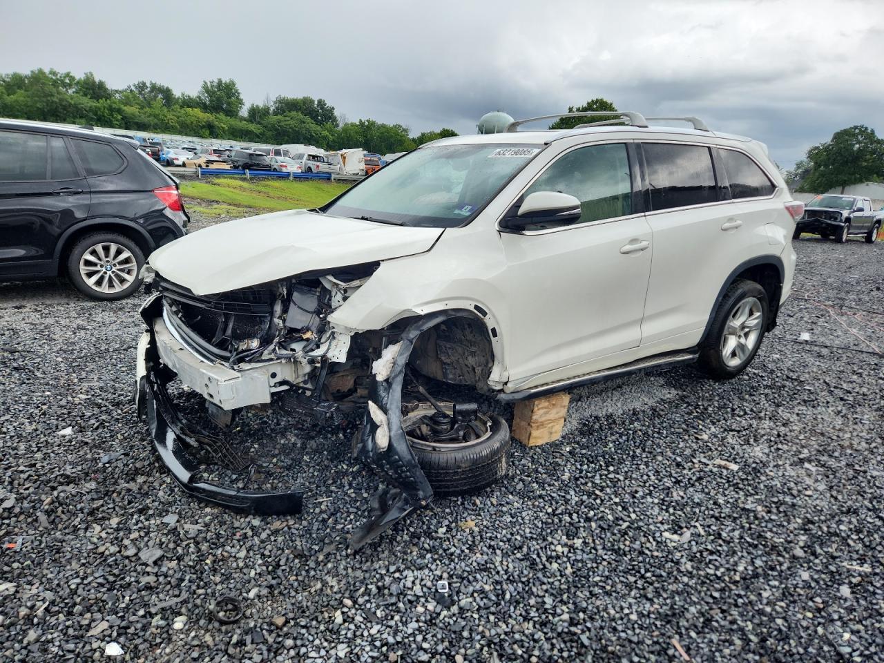 2015 TOYOTA HIGHLANDER