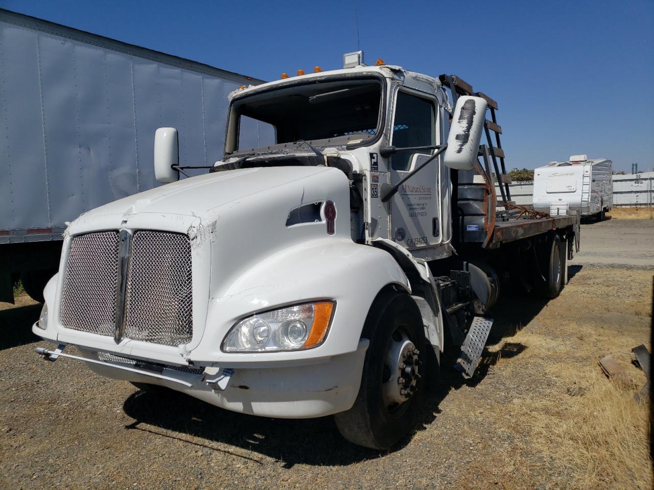 2019 KENWORTH T370