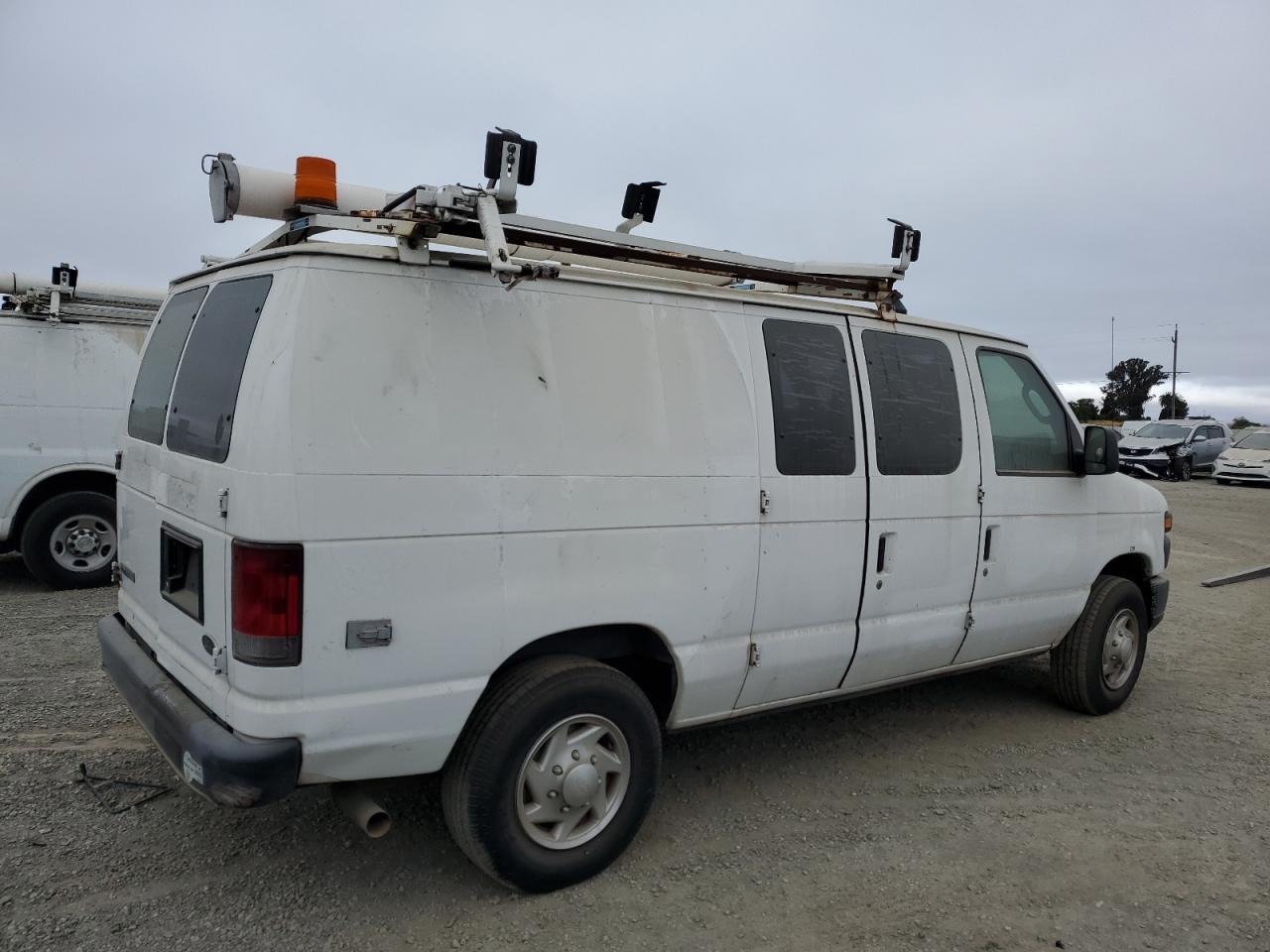 2010 FORD ECONOLINE