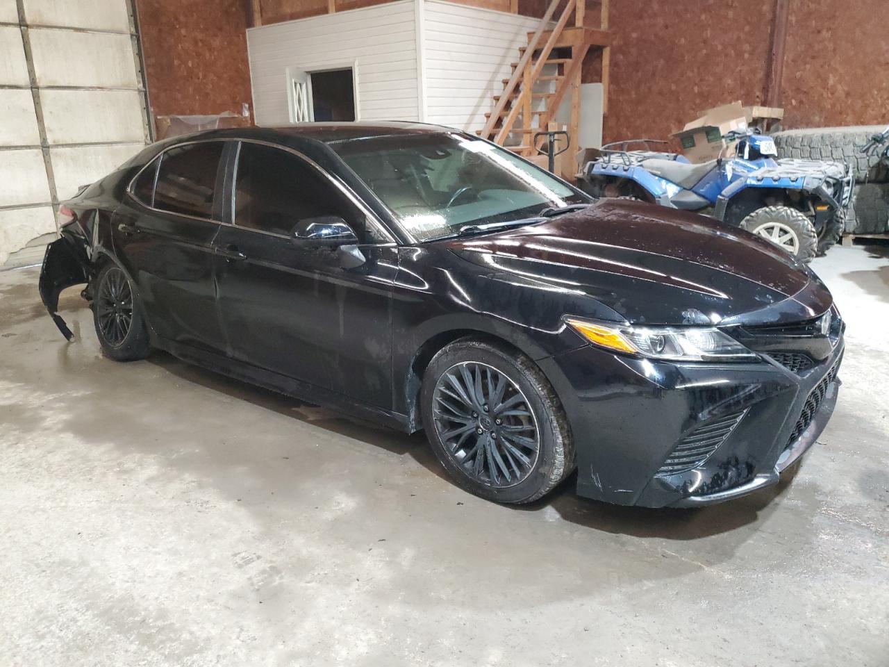 2018 TOYOTA CAMRY