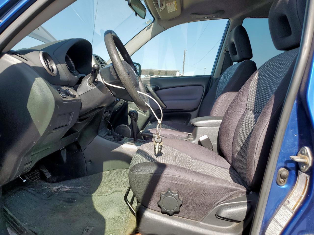 2005 TOYOTA RAV4