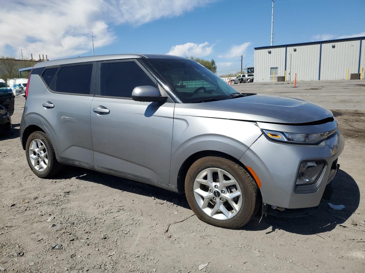 2022 KIA SOUL