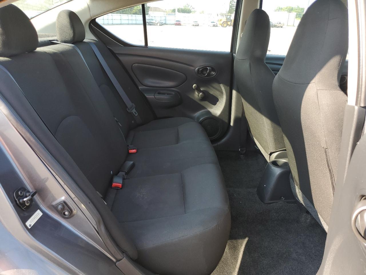 2016 NISSAN VERSA