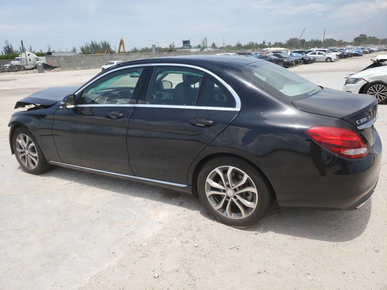 2016 MERCEDES-BENZ C-CLASS