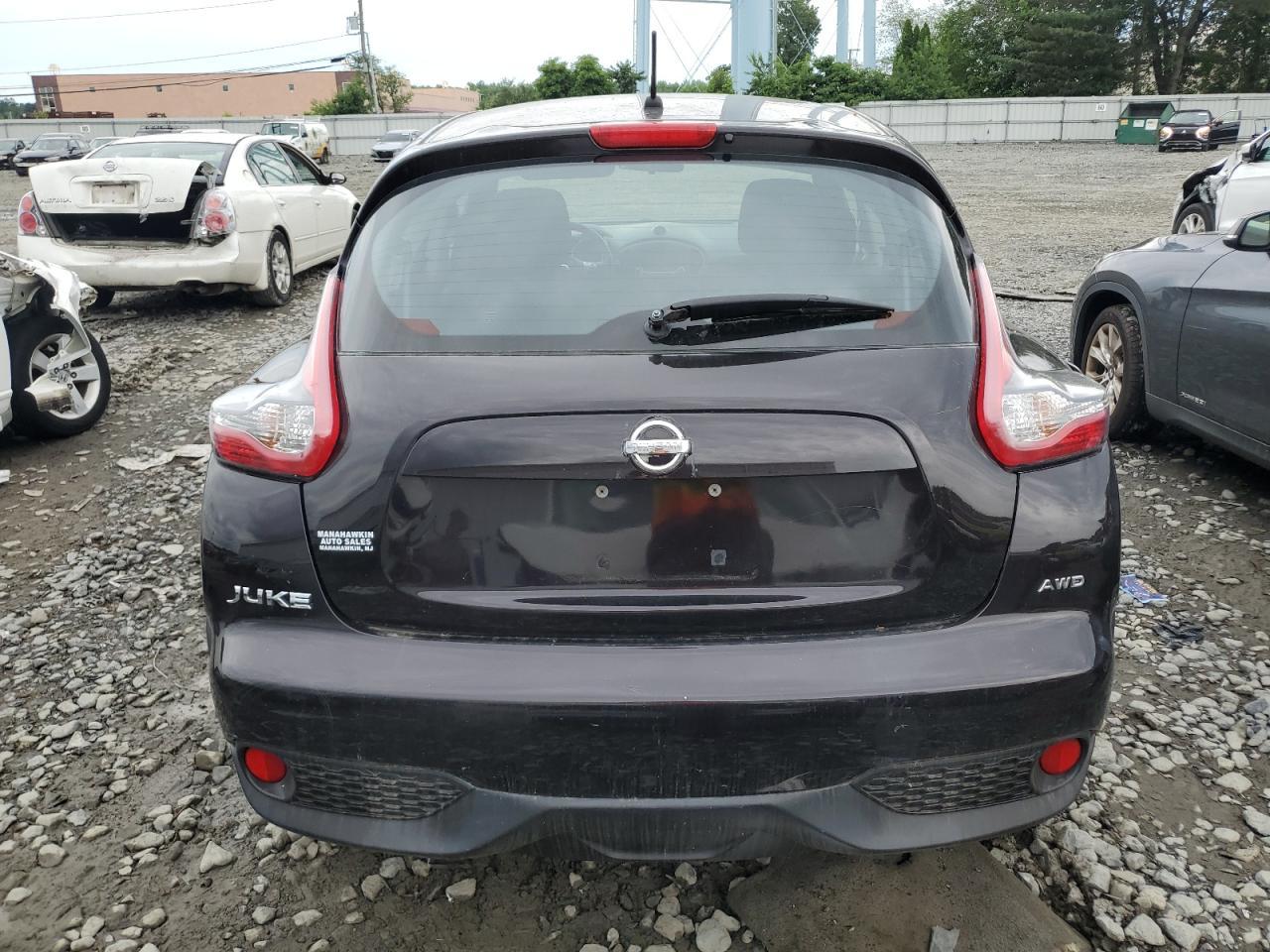 2015 NISSAN Juke