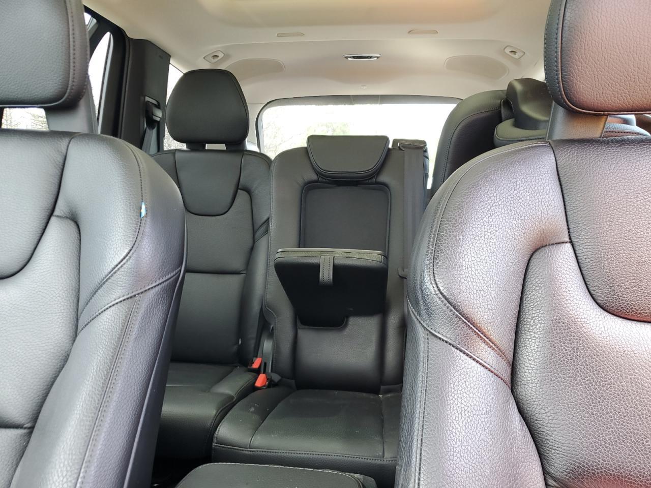 2016 VOLVO XC90