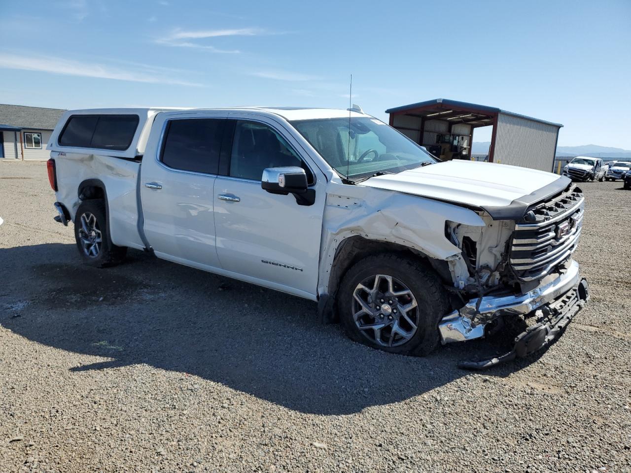 2024 GMC Sierra
