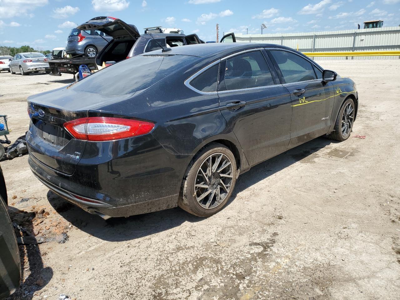 2013 FORD FUSION
