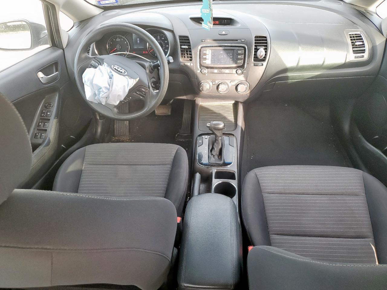2017 KIA FORTE