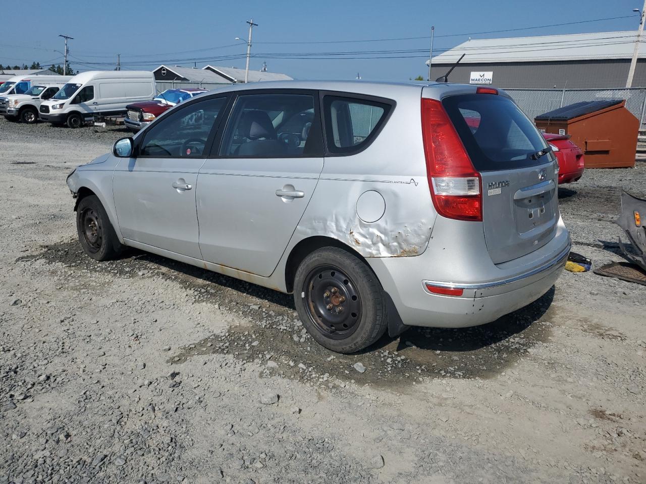2011 HYUNDAI ELANTRA