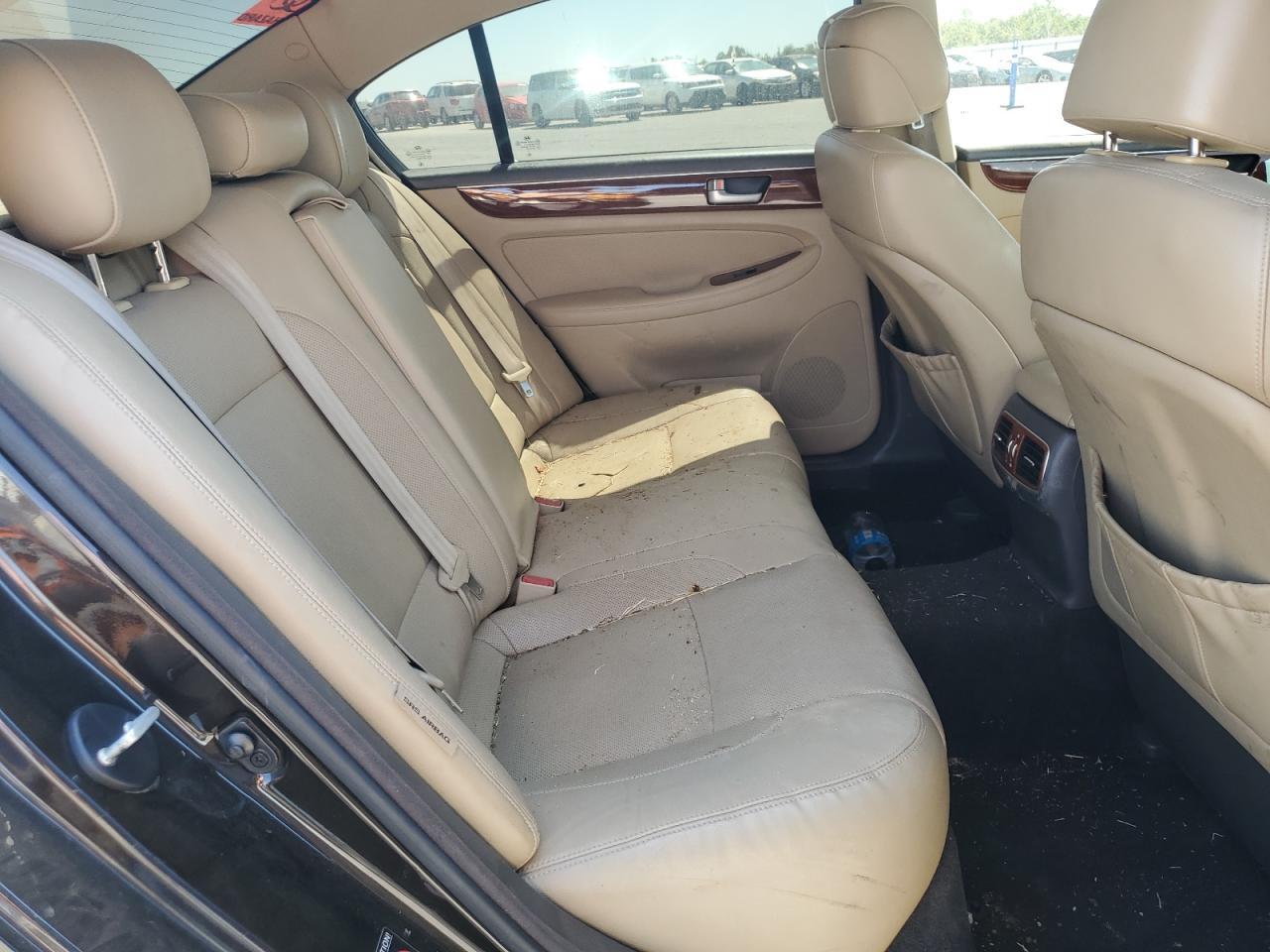 2013 HYUNDAI GENESIS