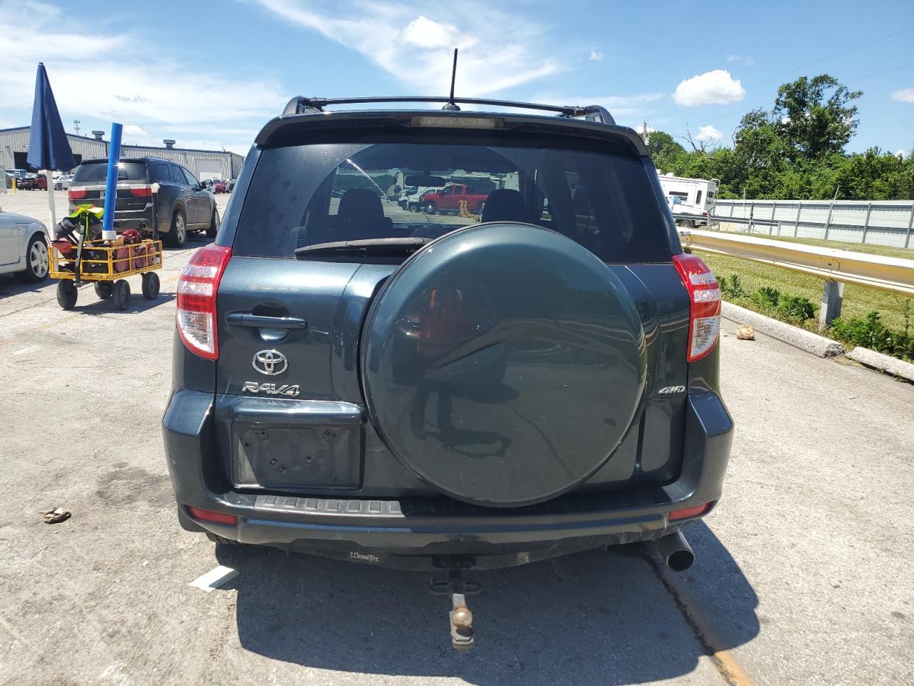 2011 TOYOTA RAV4