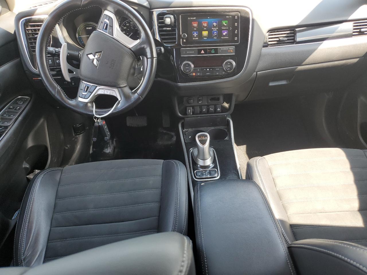 2019 MITSUBISHI outlander
