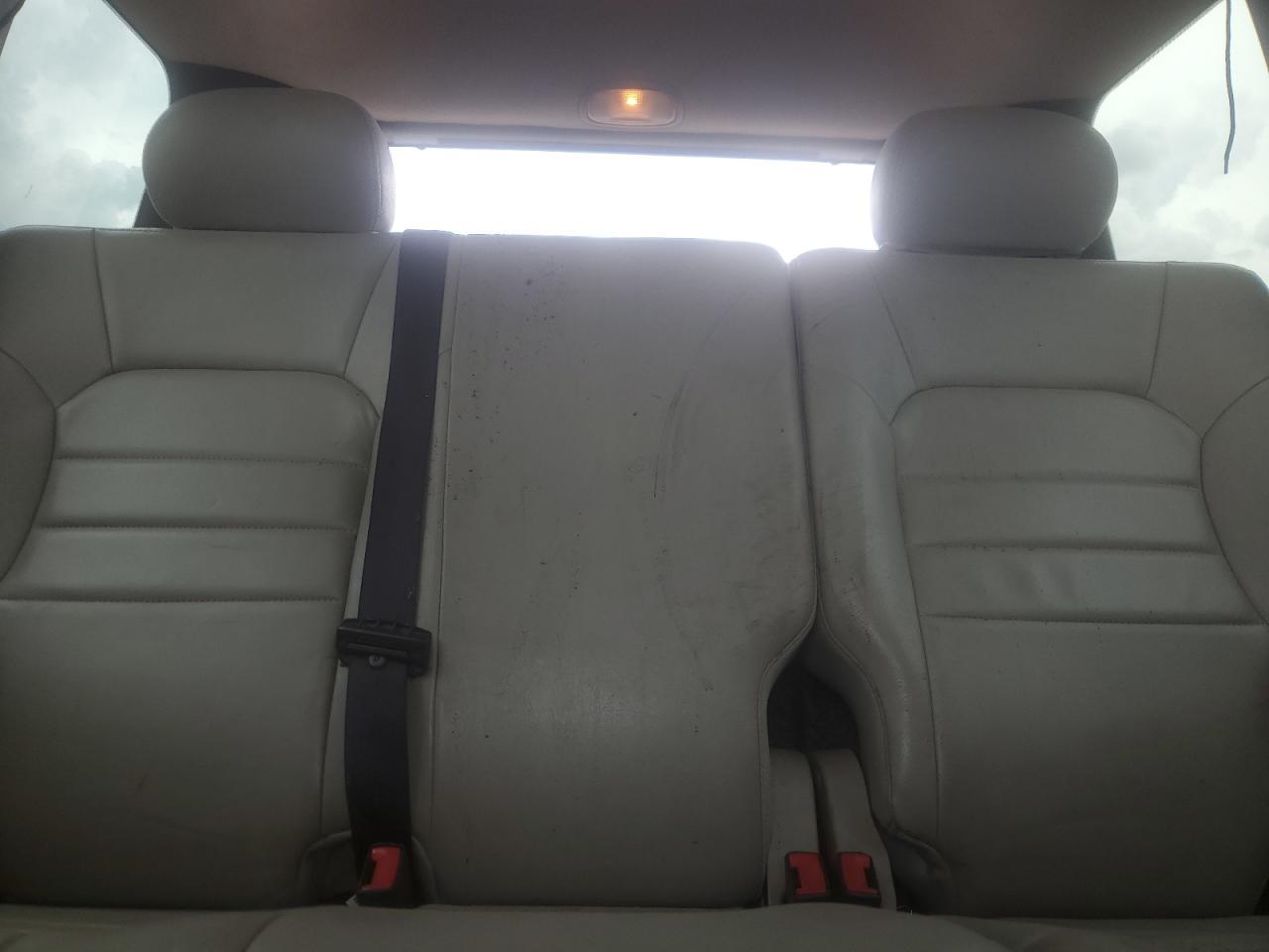 2004 JEEP Liberty